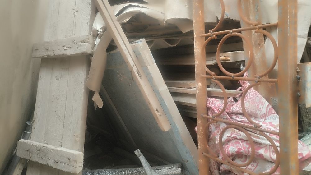 Тахталар ва болорчалар сотилади