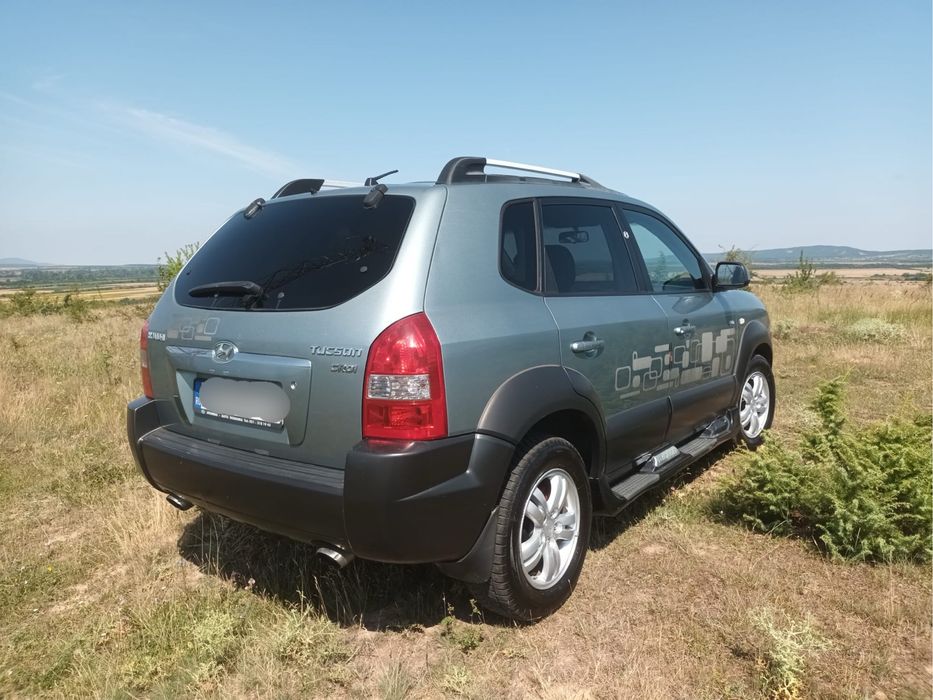 Vand Hyundai Tucson 2.0 CRDI 4X4 sau schimb cu ATV