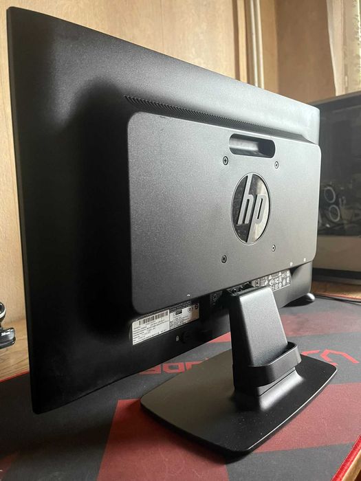 Монитор HP Compaq 22inch