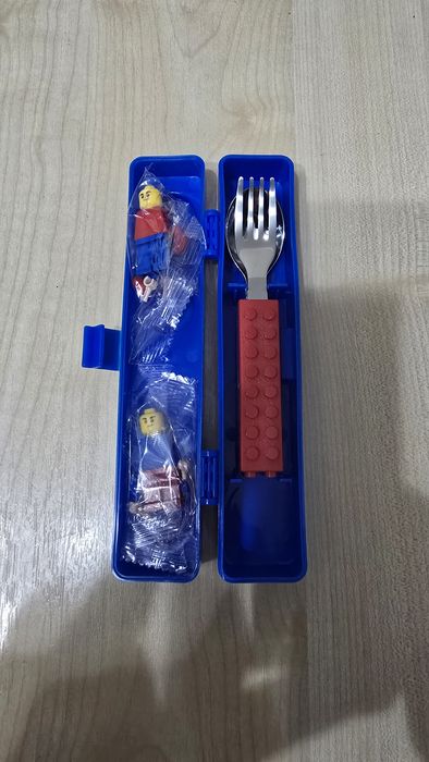 Set tacamuri Lego