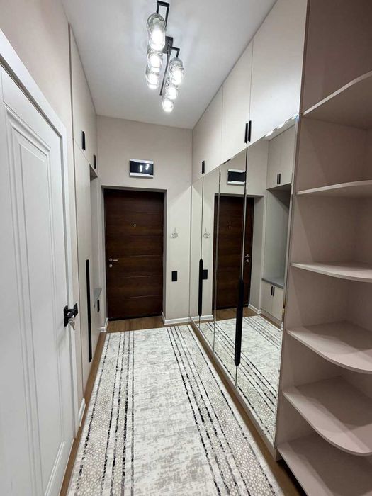 Продается 2/3/11 евро квартира 57м2 ЖК Мегаполис Юнусабад метро: