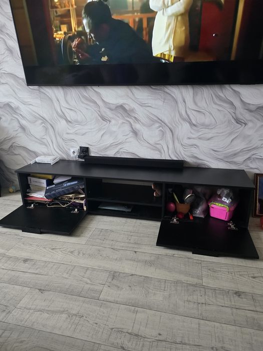 Тумба под телевизор