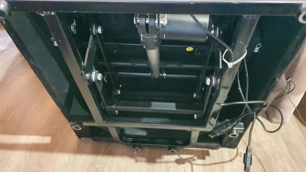 Fotoliu  electric .de masaj