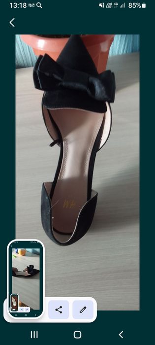 Продам женскую обувь.