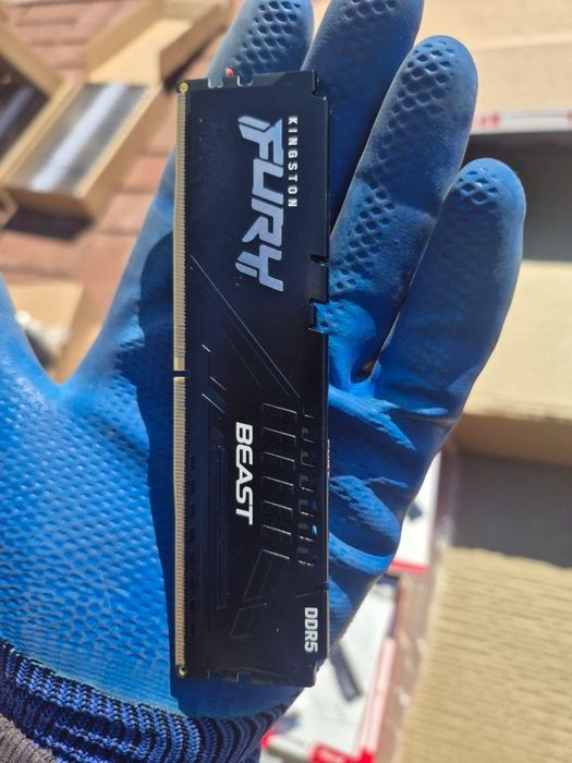 Kingston FURY Beast  DDR5  (KF556C40BB-16)