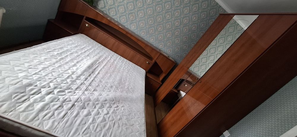 Спальни гарнитуры