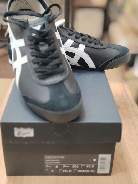 Кроссовки ONITSUKA TIGER MEXICO 66 продаю, срочно