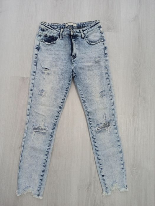 Дамски панталони и дънки