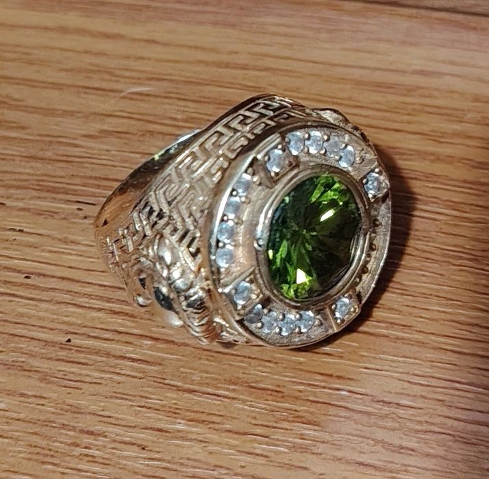 Златен пръстен 14 карата