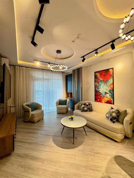Премиум квартира посуточно Loft Residence у метро Mingurik