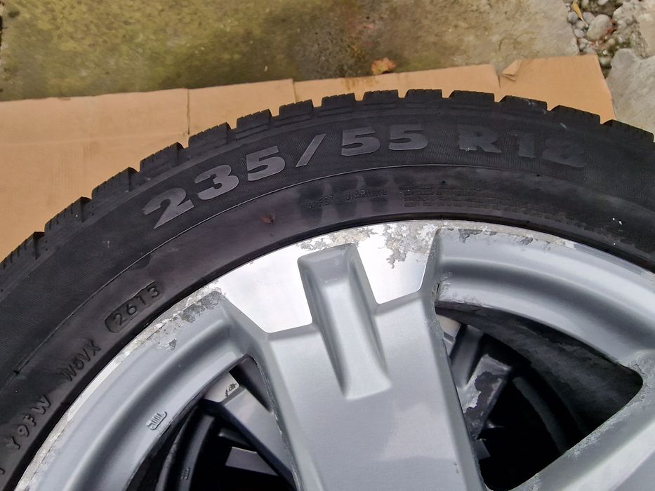 235 55 R 18 jante aliaj cu cauciucuri de iarna 5 x 114,3 ET 45