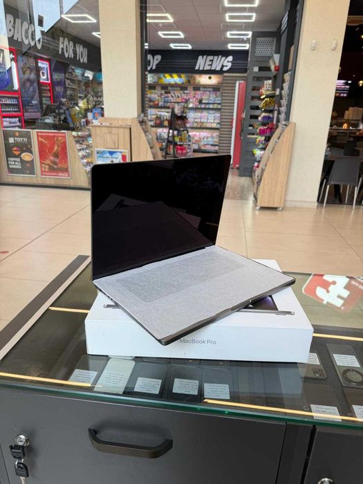MacBook | Pro-M2 Max | 10 Cicluri Incarcare | Memorie 1 TB | 16 Inch | 32 GB RAM | Garantie 24 Luni | Posibilitate In Rate | Acceptam Si Schimburi .