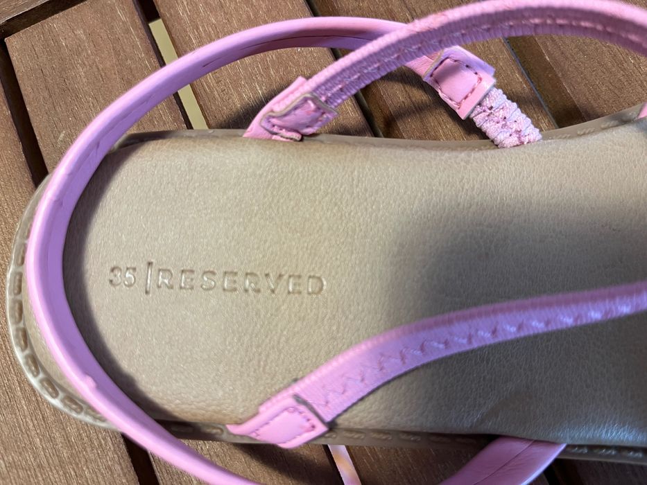 Два чифта детски сандали Reserved номер 34 и 35