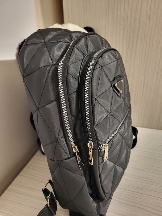 Rucsac Dama Nou cu 3 fermoare si 3 buzunare