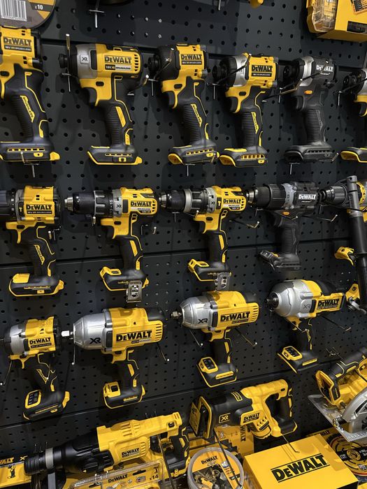 DeWALT Машини, Инструменти, Консумативи, Аксесоари и Работно облекло