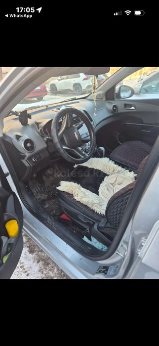 Продам машину Chevrolet Aveo 2013г