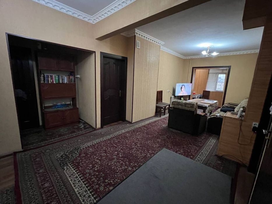 4/5/9. Сергели 8а. Квартира 96 м², не торцевая! Дом панельный. (Мебель