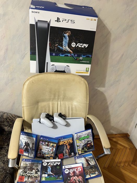 PlayStation 5 – Отлично състояние