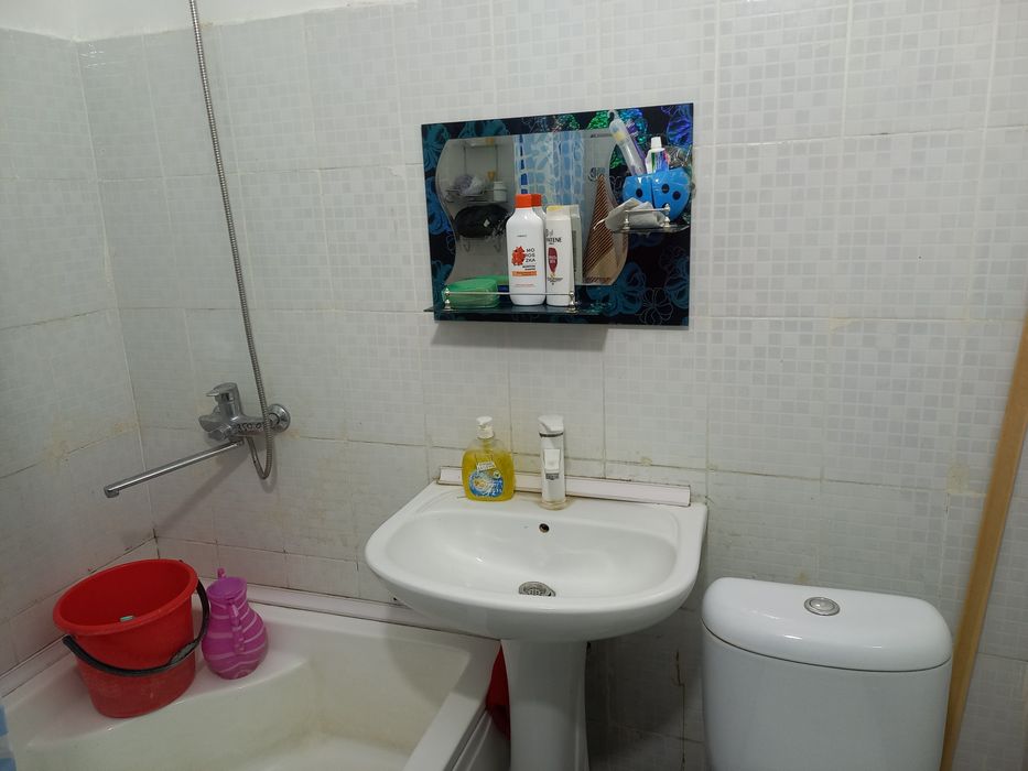 Бир комнаталы  квартира сатылады