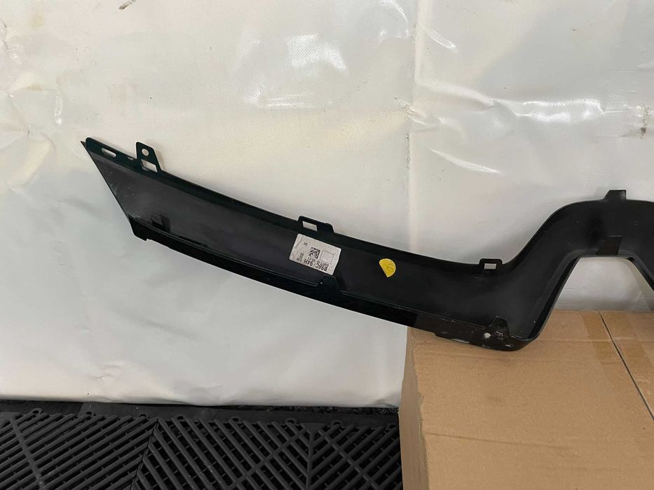 Ornament grila radiator Renault Clio 4 negru lucios impecabil original