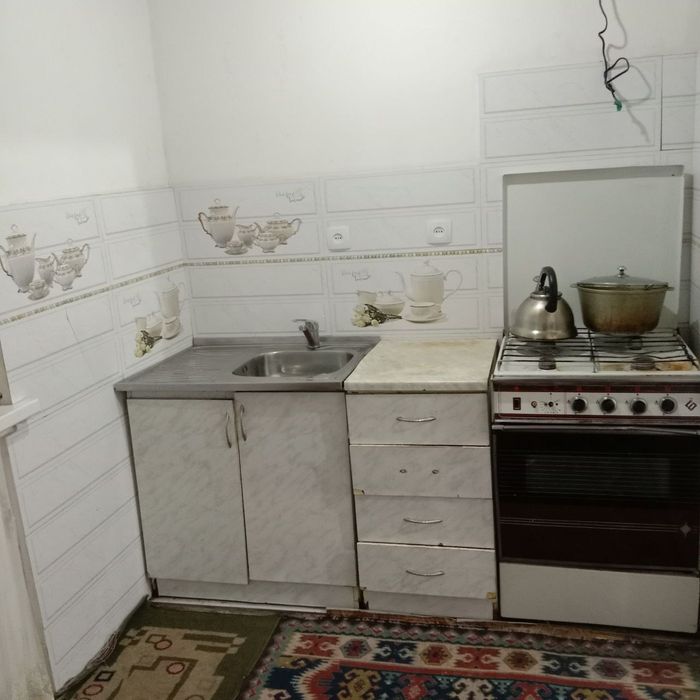 Куйлюк 5 массив 4/4/5 балкон 2х6