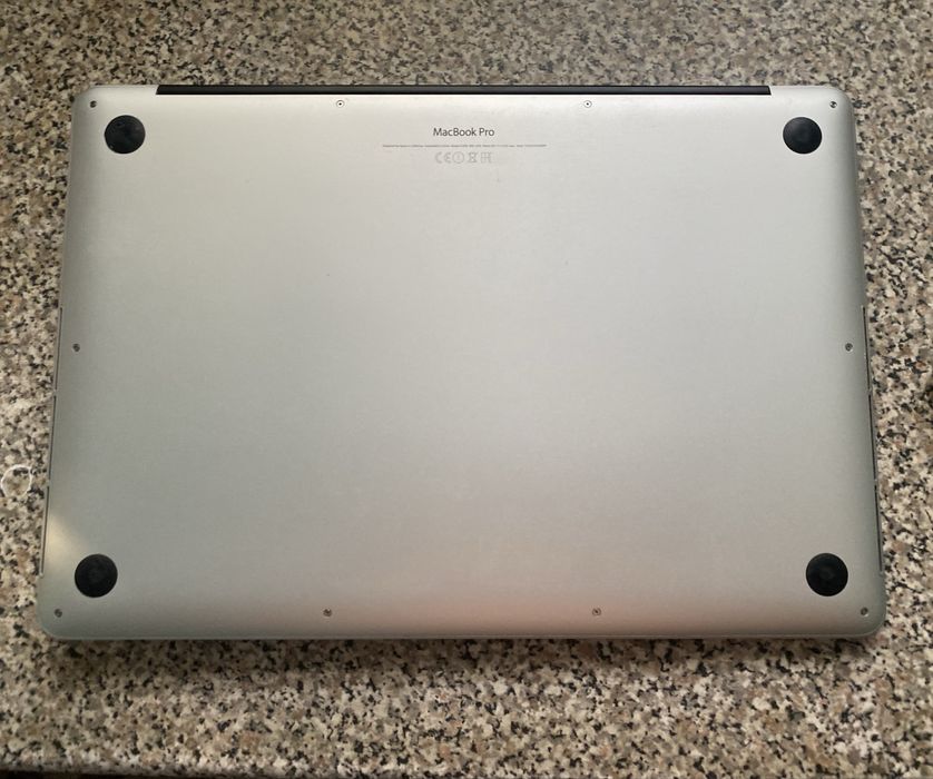 MacBook Pro 15, 2015 MacOs/Windows в идеале, i7/16/512