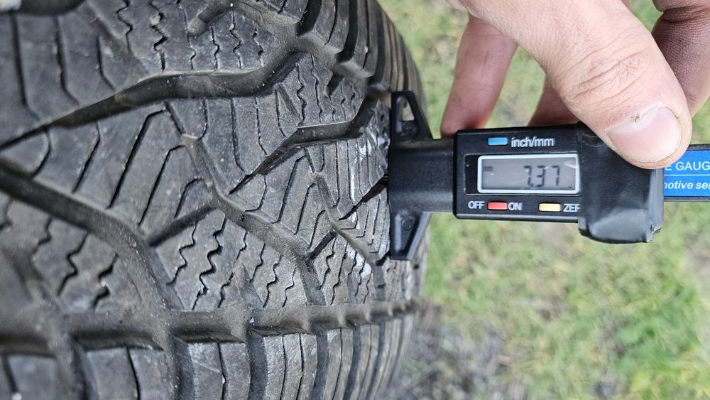 2бр като нови гуми 195 65 15 дот 20 барум