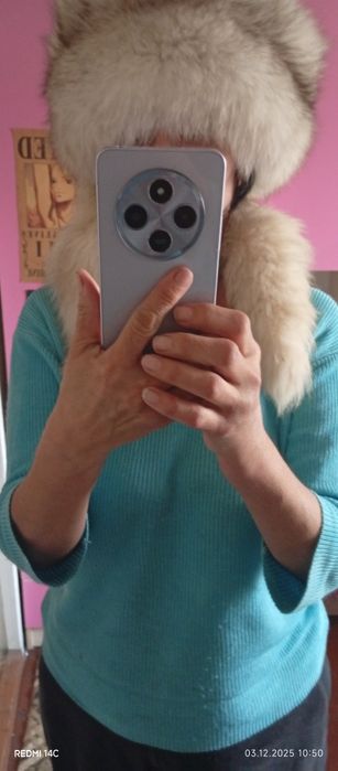 Срочно продам. Шапка мех песец