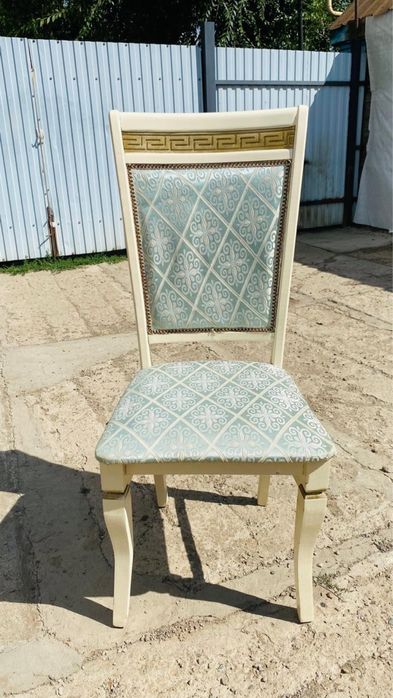 Стулья 14 шт в отличном состоянии