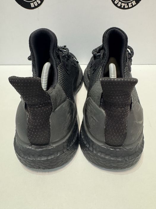 Маратонки ADIDAS Boost PHARRELL WILLIAMS . Номер 42.5