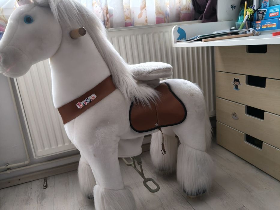 Unicorn pe roti pentru copii 3-8 ani