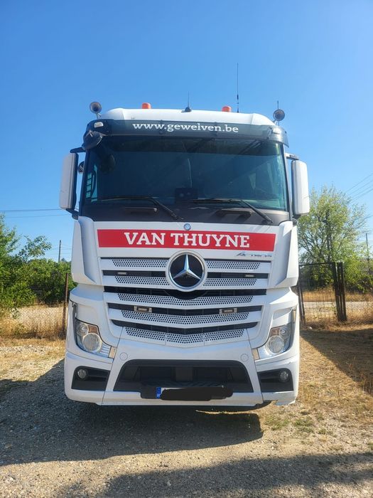 VÂND /SCHIMB Ansamblu mercedes Actros Model 1845 (remorca)