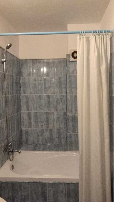 Apartament de inchiriat