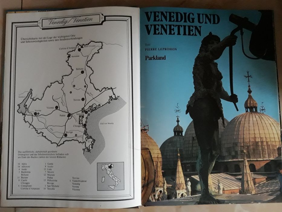 Разкошна книга-албум за Венеция и област Венето на немски език