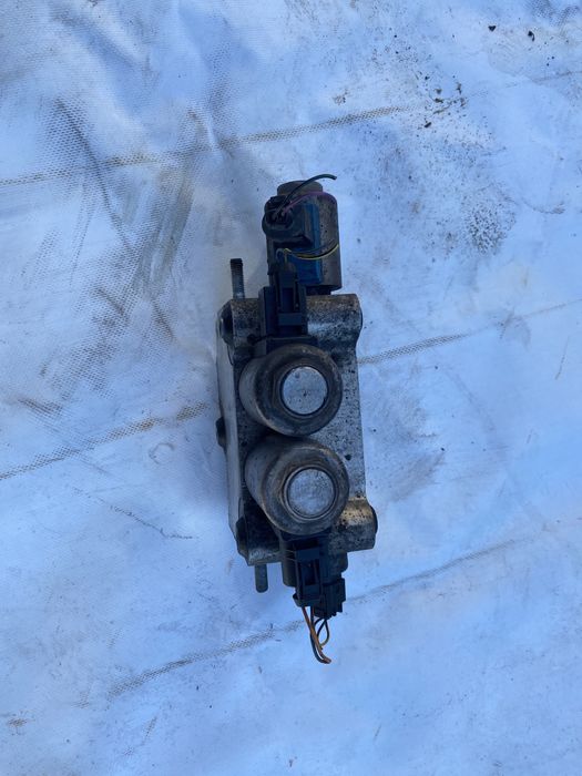 Хидравлична помпа окачване Range Rover Sport