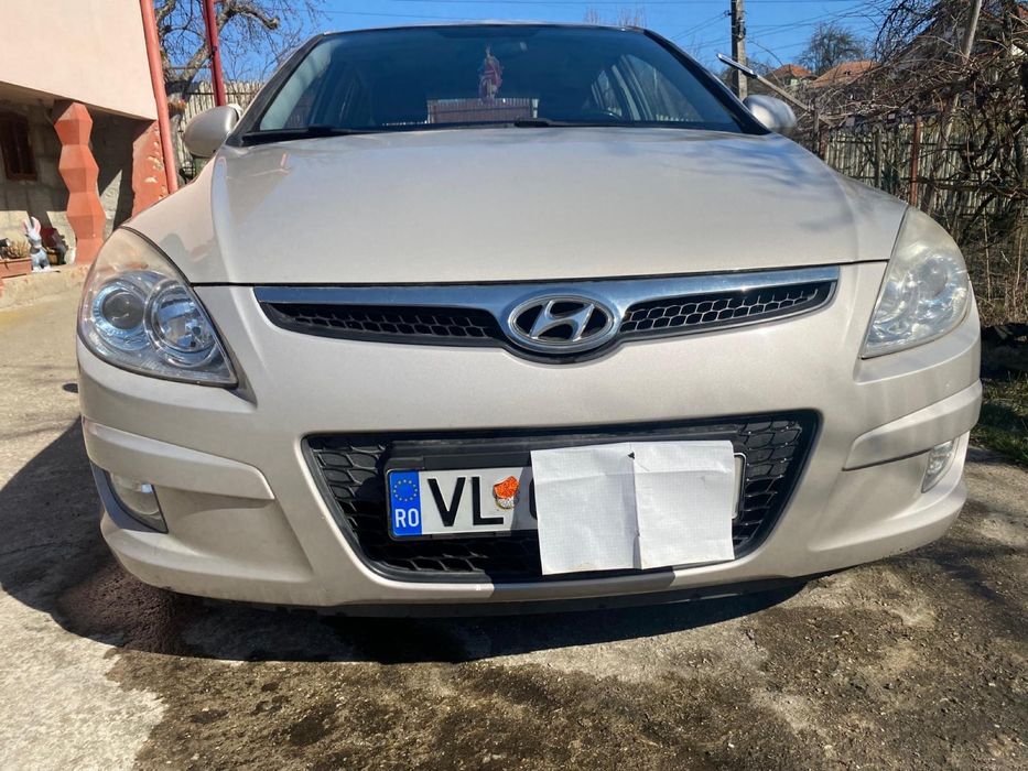 Hyundai I 30 , an 2009  , Diesel , cauciucuri iarna- vara ITP