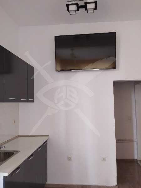 Дава се под наем Офис в Пловдив, Център - 40 кв.м за 398.82 € - Снимка #1