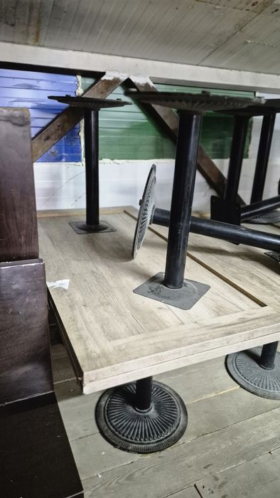 Стол дерево, оборудование и мебель