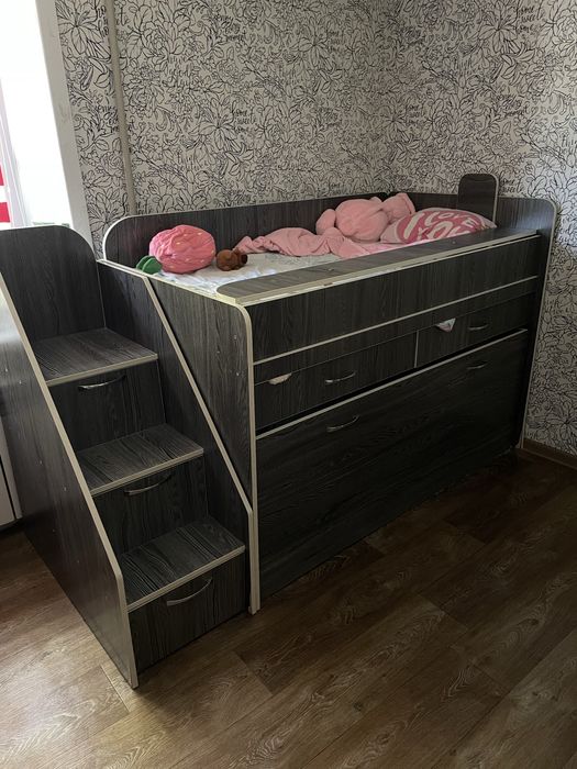 Продаю детскую кровать