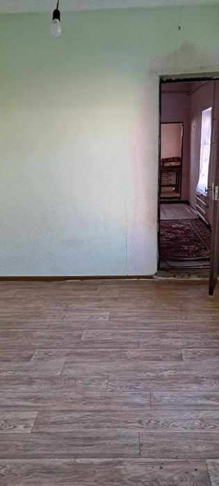 Uchastka sotiladi 6 sotix srochna