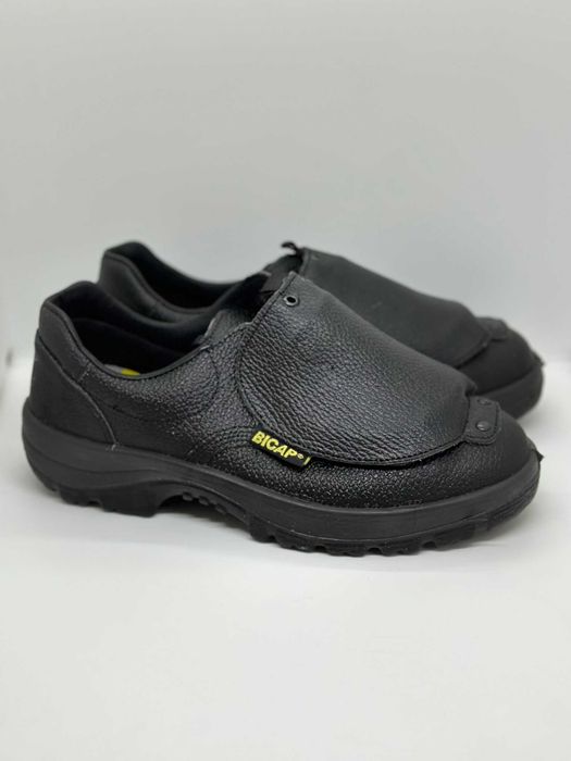 Bocanci cu bombeu metalic Bicap, Marimea 41 -A-