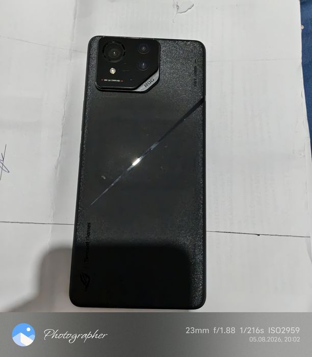 Asus rog phone 8 pro