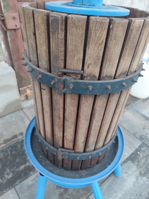 Teasc cu clichet făcut la (Sebeș- Alba), robust  ei in stare perfecta