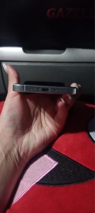 продается iphone 16 pro max 256 ГБ