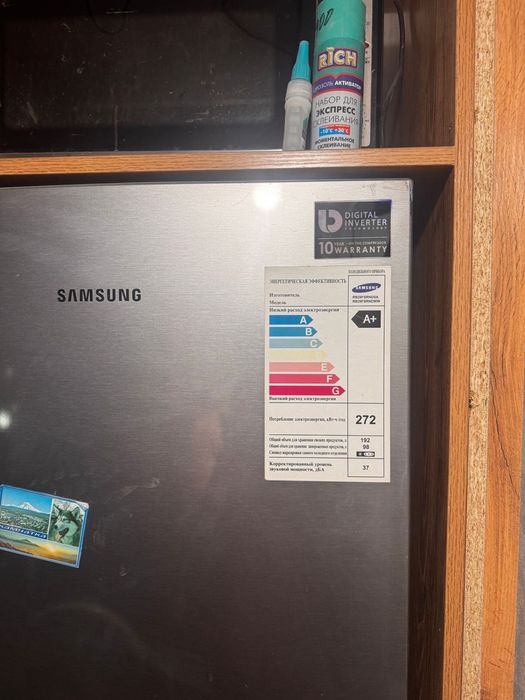 Продам холодильник