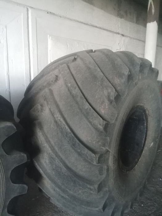 Продам резину на к700 и701