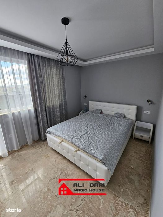 De Închiriat apartament tip Penthouse de 3 camere Strada Stelelor! — fotografia 1