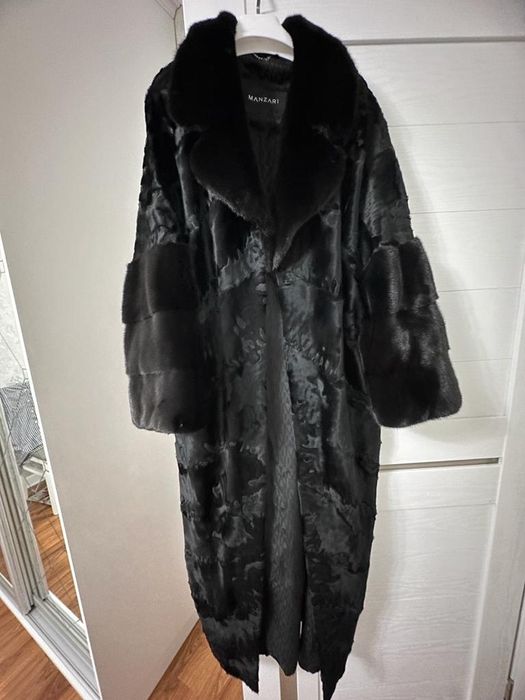 Шуба женская каракуль