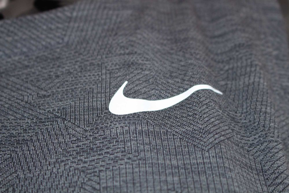 Nike Dry Medalist Tank Top дамски потник тъмно сив с цепка на гърба L