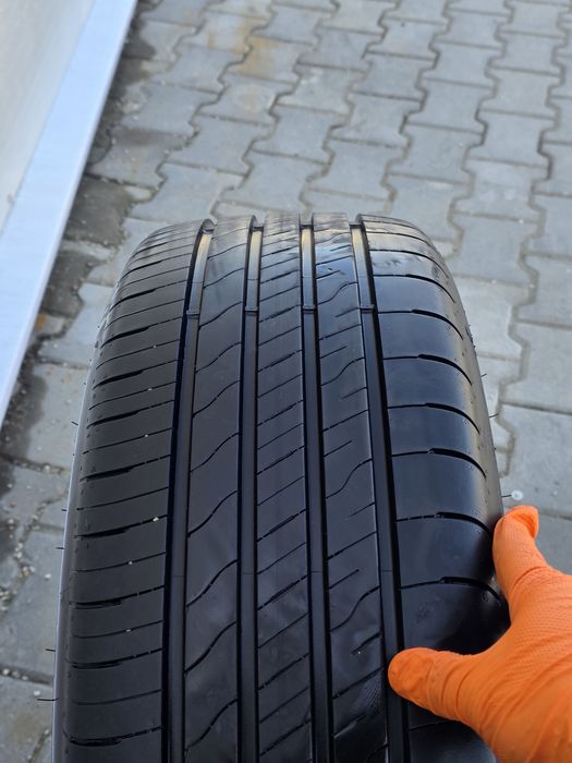 Set 4Anvelope 215/55R18,Vara,Goodyear,6.8mm